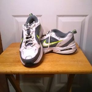 Nike air Monarch size 11 us